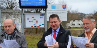 V Dohňanoch majú elektronickú tabuľu, zatiaľ jedinú v okrese