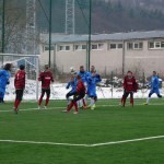 Púchovčania bránia rohový kop