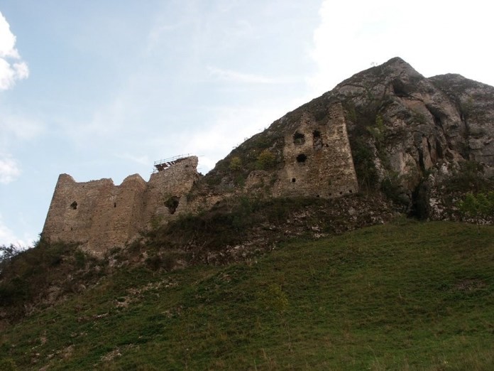 Hrad_Lednica