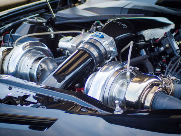 engine-2682239_1920