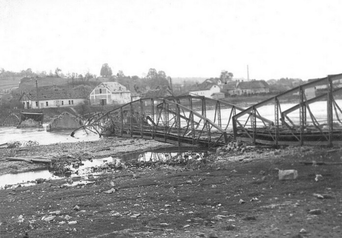 Most Púchov 1945 60