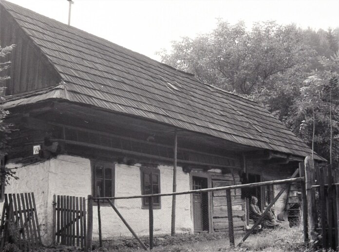 Lazy pod Makytou, osada Rieka. Foto M. Kiripolský, 1979. Archív Vm v PB.